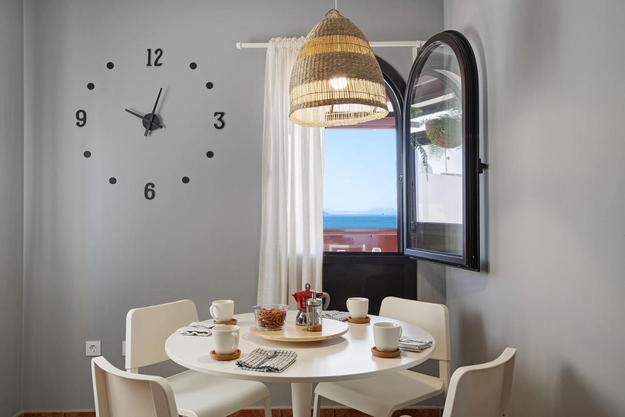 Apartamentos La Estrella III プラヤ・ブランカ エクステリア 写真